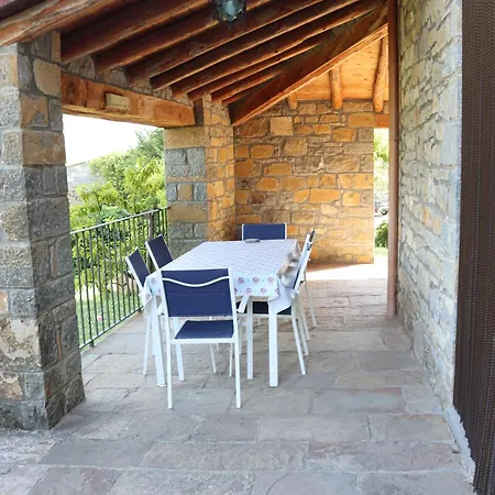 Casa vacanze Lanau Casa Barbacoa Bike's Jardin Naturaleza *