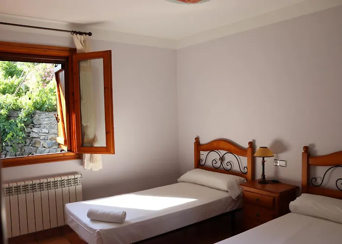 Semesterbostad Lanau Casa Barbacoa Bike's Jardin Naturaleza