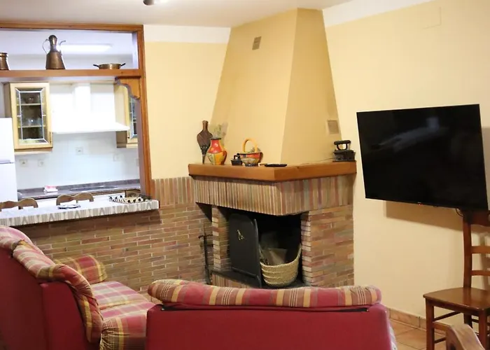 Lanau Casa Barbacoa Bike's Jardin Naturaleza Semesterbostad